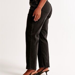 Abercrombie & Fitch High Rise Curve Love Vintage Straight Leg Jean